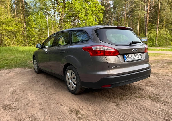 Ford Focus cena 28500 przebieg: 124000, rok produkcji 2014 z Augustów małe 106
